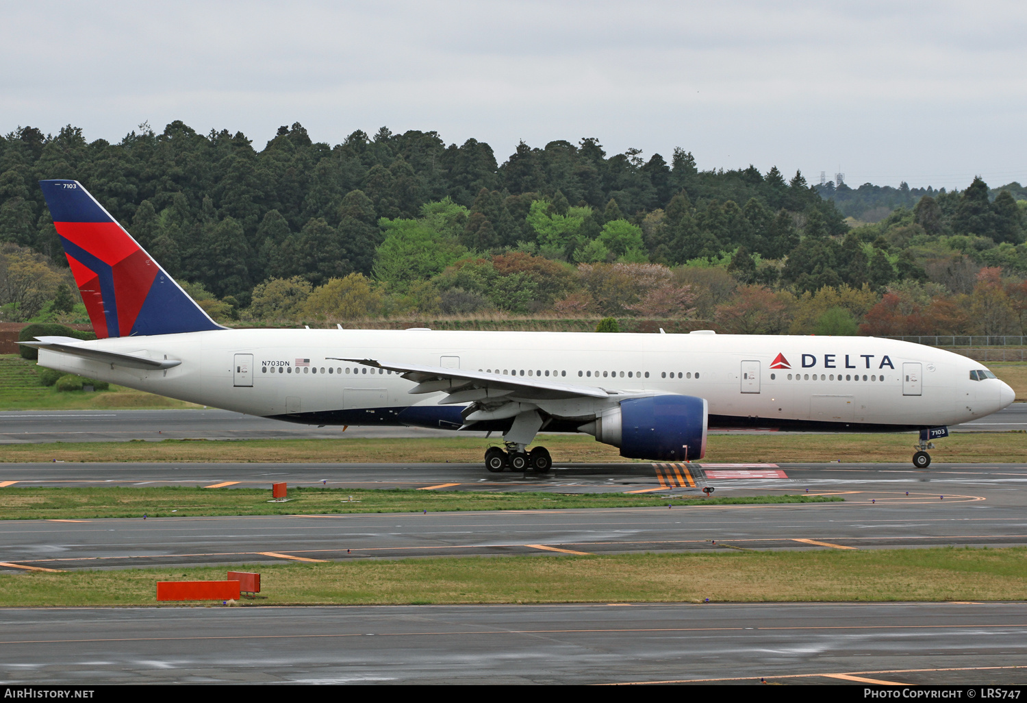 Aircraft Photo of N703DN | Boeing 777-232/LR | Delta Air Lines | AirHistory.net #308000