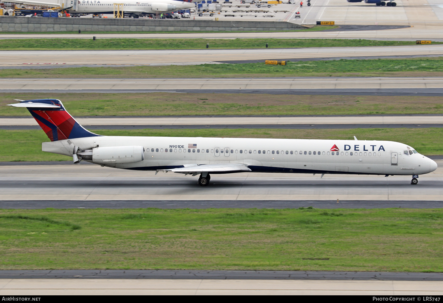 Aircraft Photo of N901DE | McDonnell Douglas MD-88 | Delta Air Lines | AirHistory.net #308002