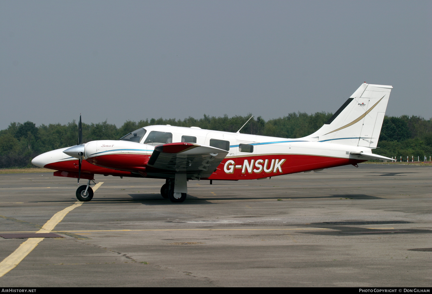 Aircraft Photo of G-NSUK | Piper PA-34-220T Seneca V | AirHistory.net #308070
