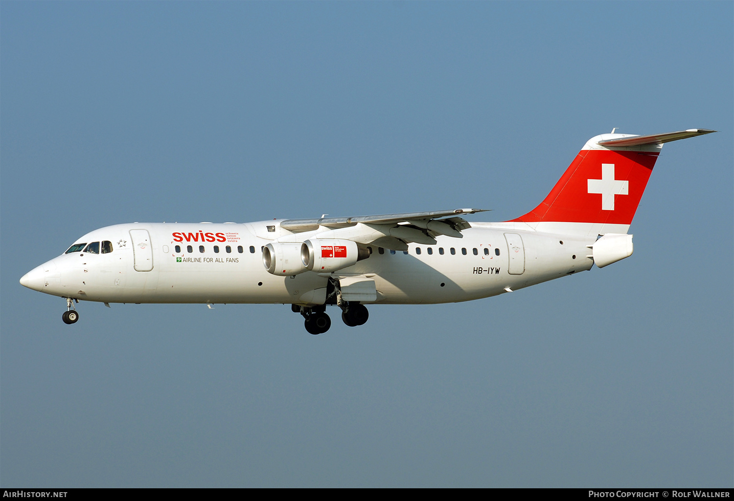 Aircraft Photo of HB-IYW | British Aerospace Avro 146-RJ100 | Swiss International Air Lines | AirHistory.net #308092