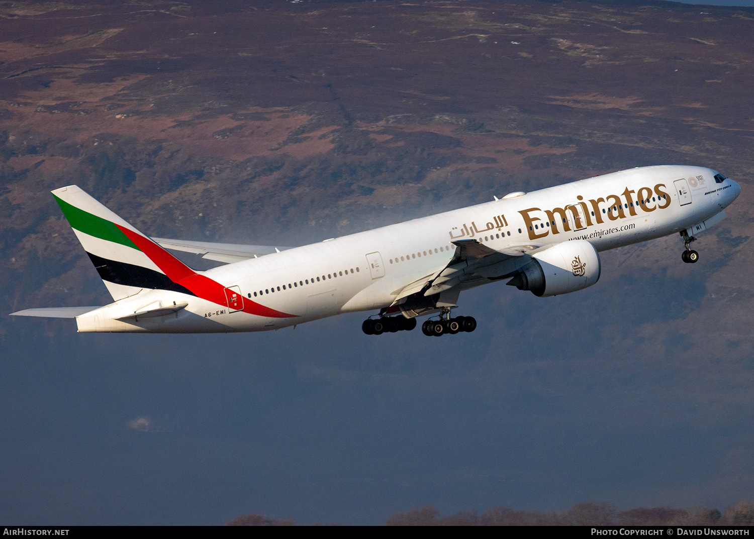 Aircraft Photo of A6-EWI | Boeing 777-21H/LR | Emirates | AirHistory.net #308125