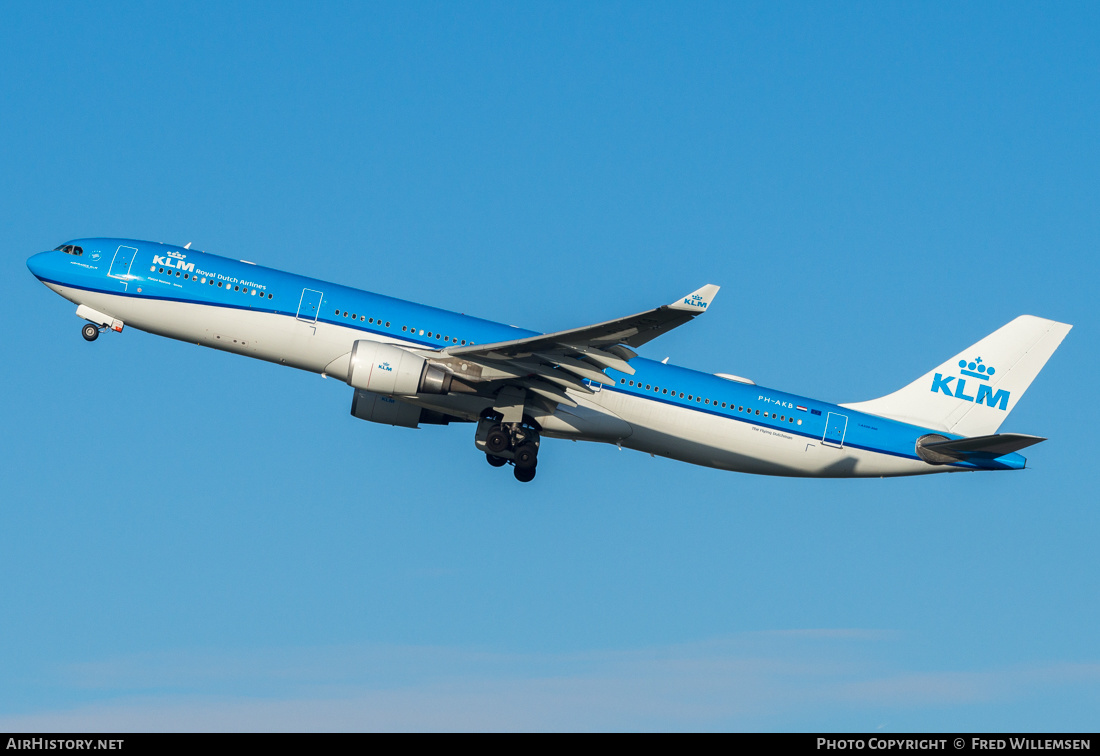 Aircraft Photo of PH-AKB | Airbus A330-303 | KLM - Royal Dutch Airlines | AirHistory.net #308181