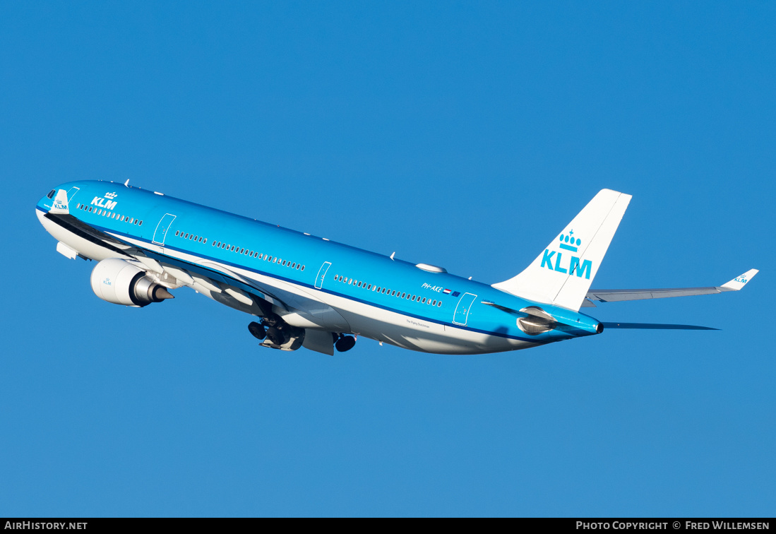 Aircraft Photo of PH-AKE | Airbus A330-303 | KLM - Royal Dutch Airlines | AirHistory.net #308186