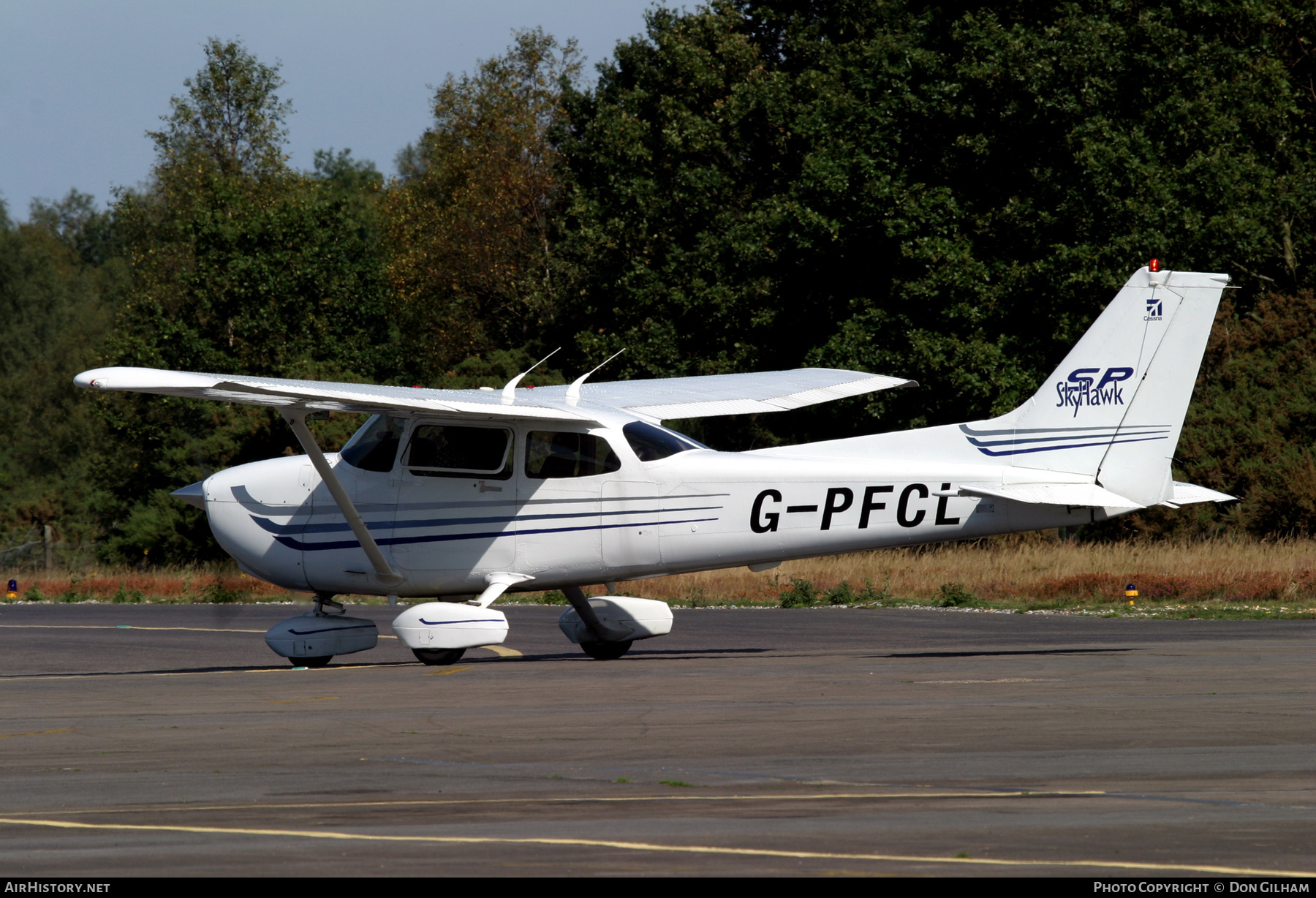 Aircraft Photo of G-PFCL | Cessna 172S Skyhawk SP | AirHistory.net #308278