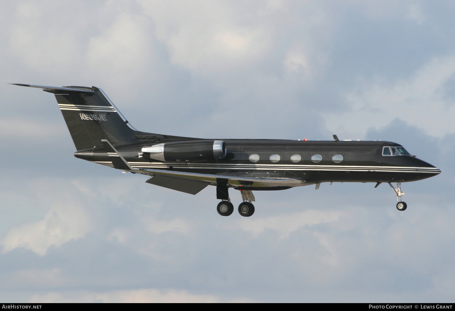 Aircraft Photo of N909JE | Grumman American G-1159B Gulfstream II-B | AirHistory.net #308371