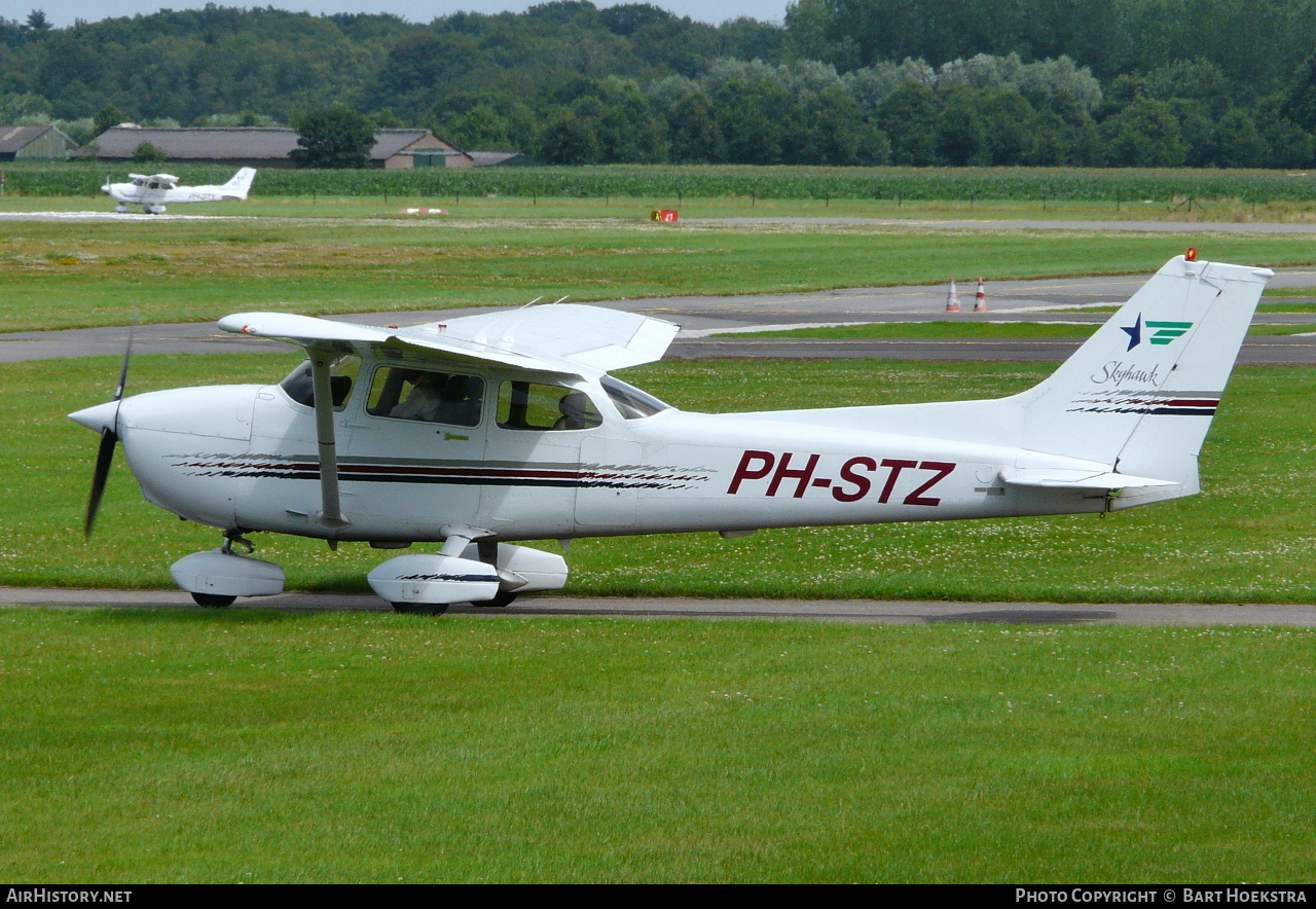 Aircraft Photo of PH-STZ | Cessna 172R Skyhawk | Stella Aviation | AirHistory.net #308372