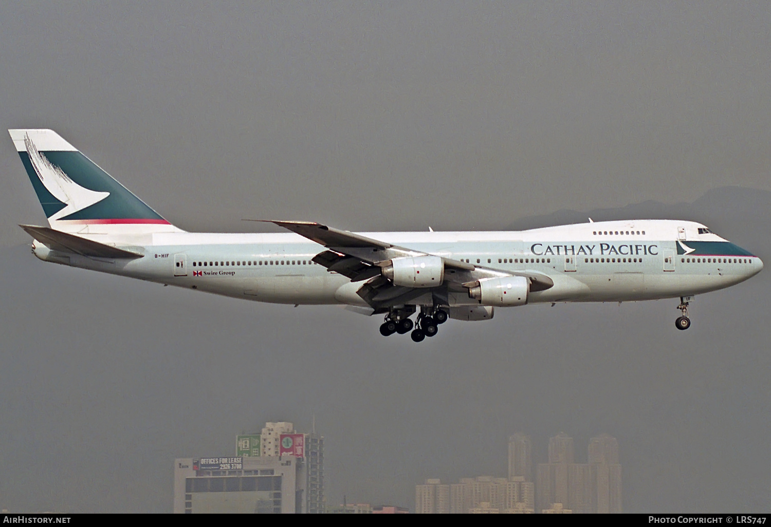 Aircraft Photo of B-HIF | Boeing 747-267B | Cathay Pacific Airways | AirHistory.net #308566