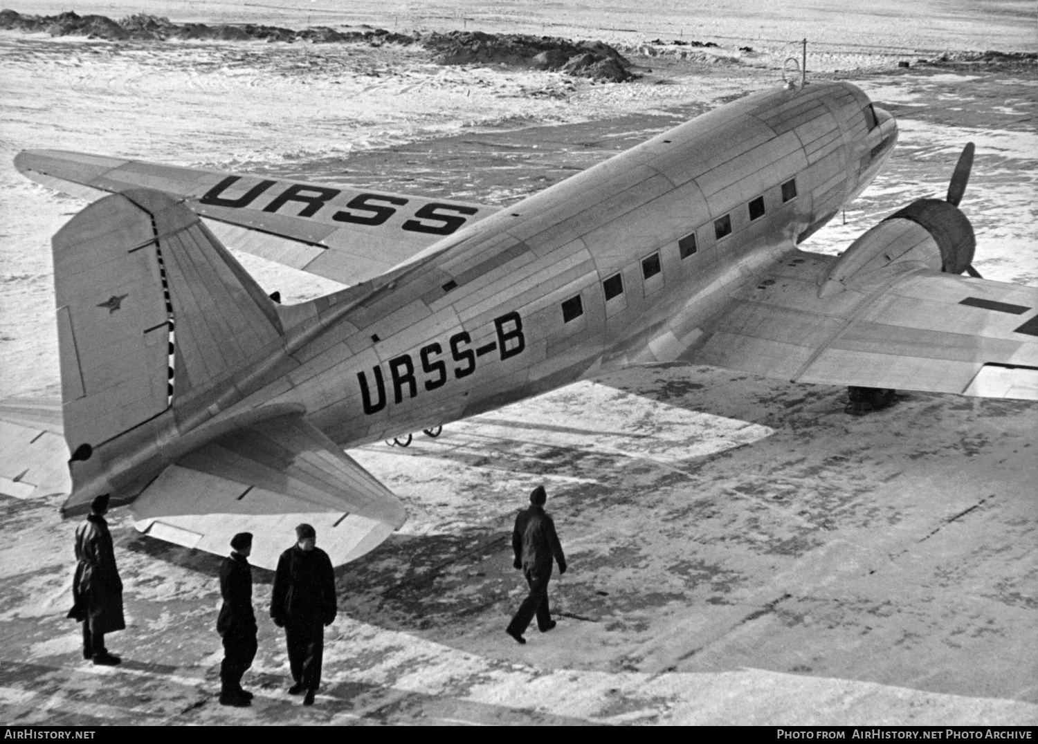 Aircraft Photo of URSS-B | Douglas DC-3-196A | Aeroflot | AirHistory.net #308680