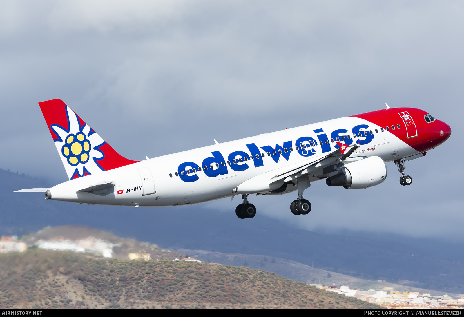 Aircraft Photo of HB-IHY | Airbus A320-214 | Edelweiss Air | AirHistory.net #308688