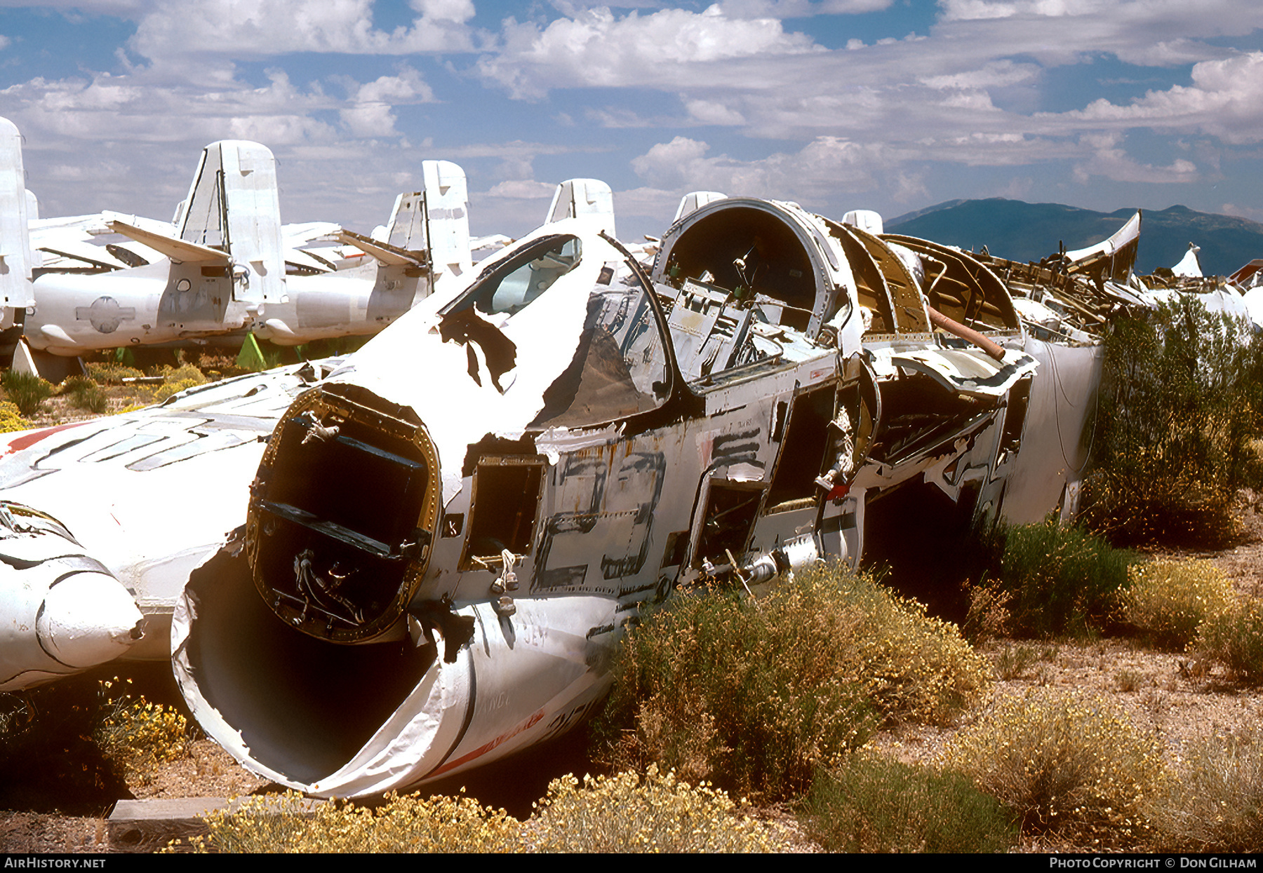 Aircraft Photo of 145348 | Vought TF-8A Crusader | USA - Marines | AirHistory.net #308740