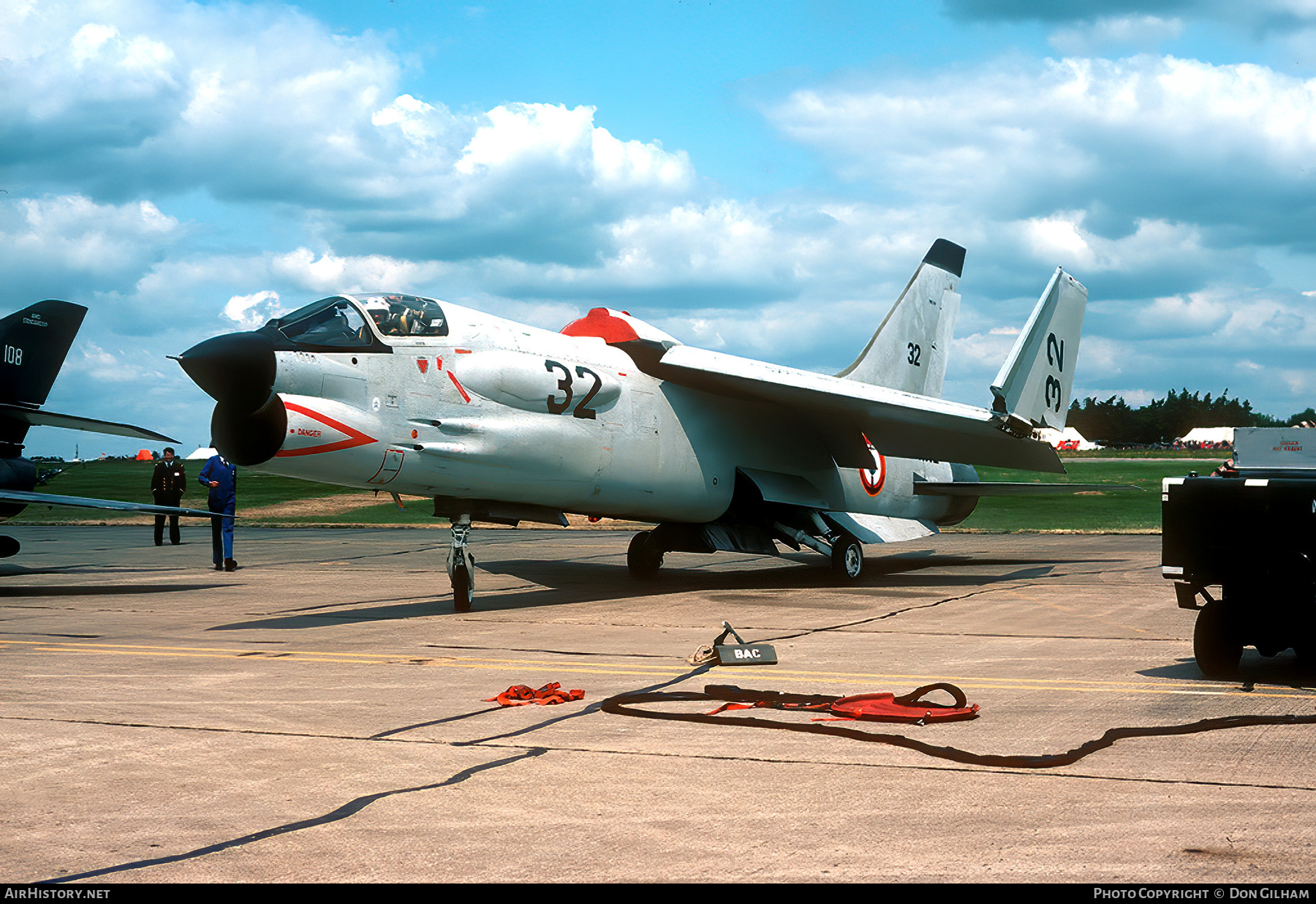 Aircraft Photo of 32 | Vought F-8E(FN) Crusader | France - Navy | AirHistory.net #308741