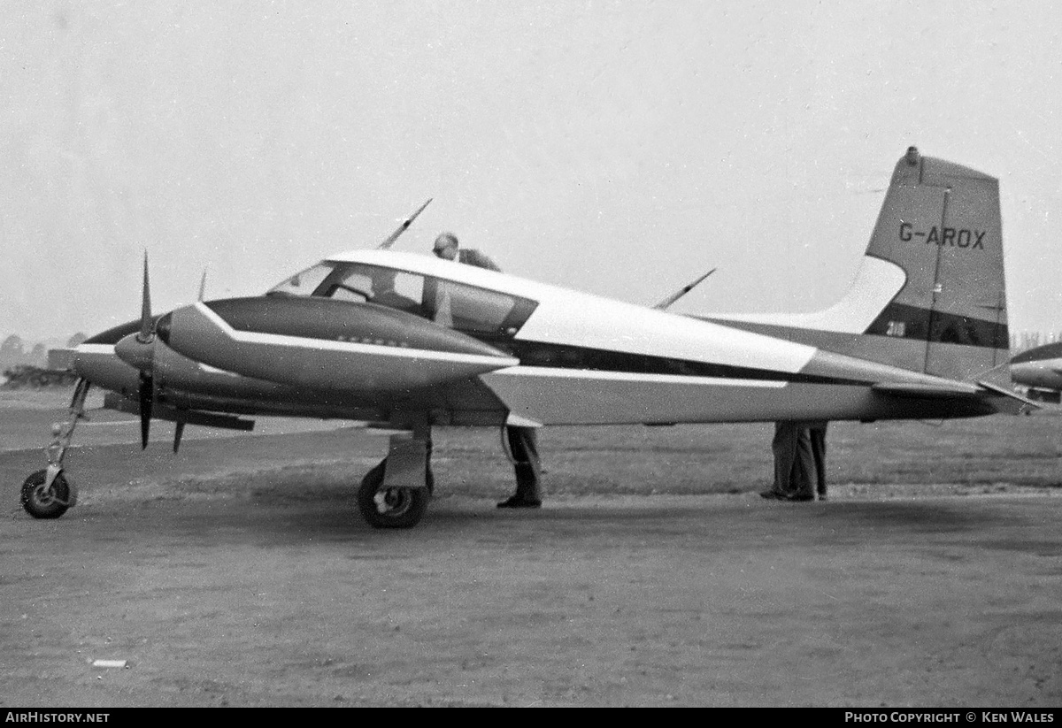 Aircraft Photo of G-AROX | Cessna 310 | AirHistory.net #308836