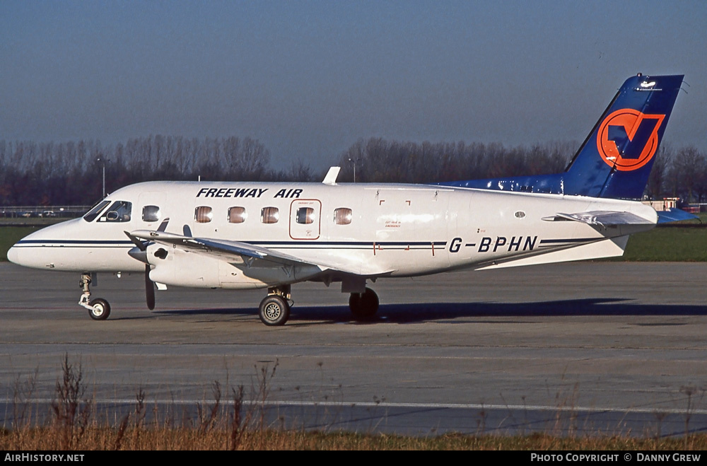Aircraft Photo of G-BPHN | Embraer EMB-110P1 Bandeirante | Freeway Air | AirHistory.net #309000
