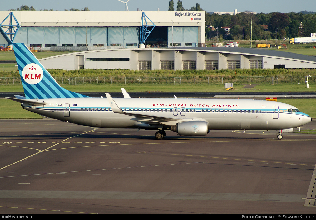 Aircraft Photo of PH-BXA | Boeing 737-8K2 | KLM - Royal Dutch Airlines | AirHistory.net #309010