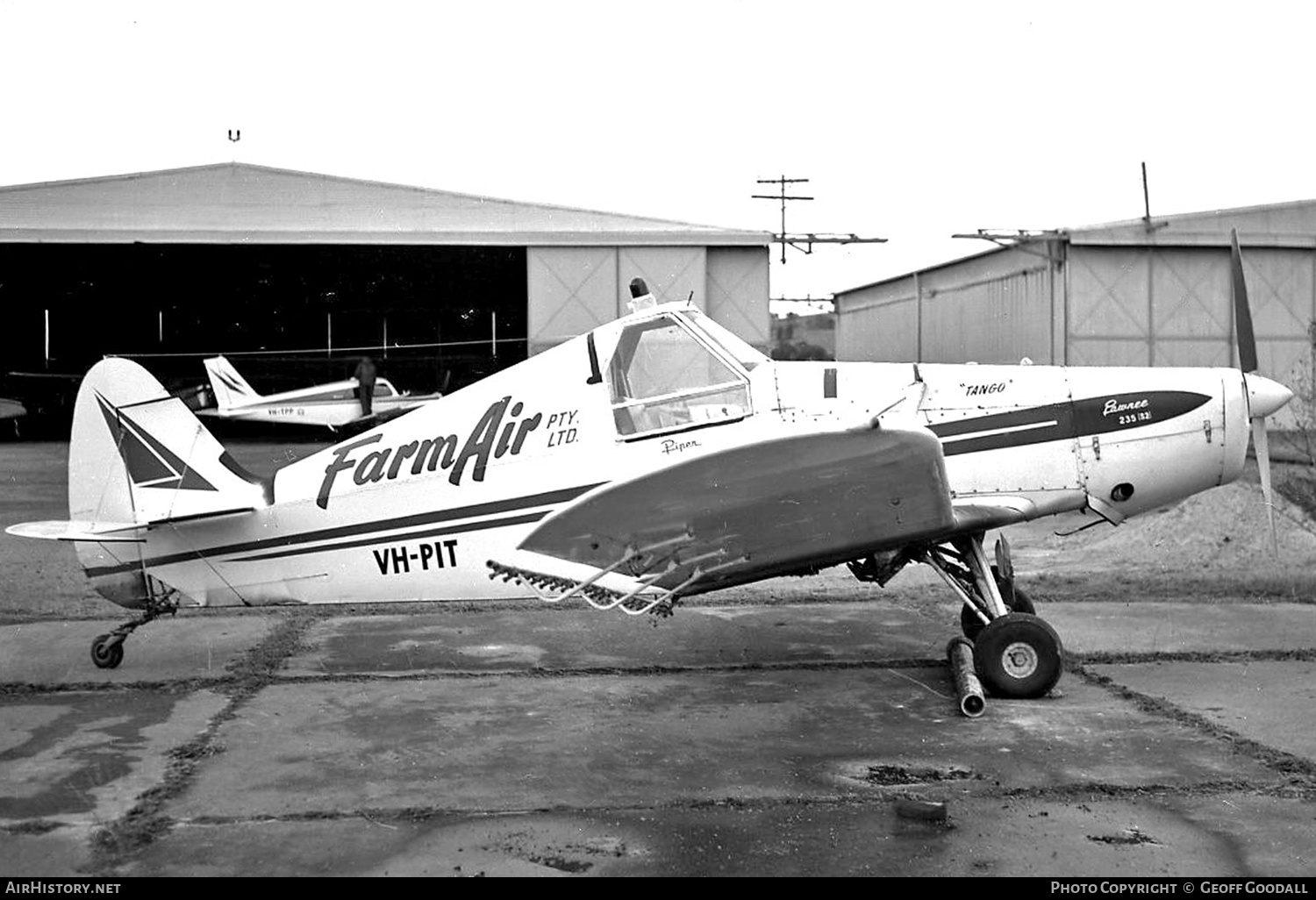Aircraft Photo of VH-PIT | Piper PA-25-235 Pawnee 235 A1 | Farm Air | AirHistory.net #309023