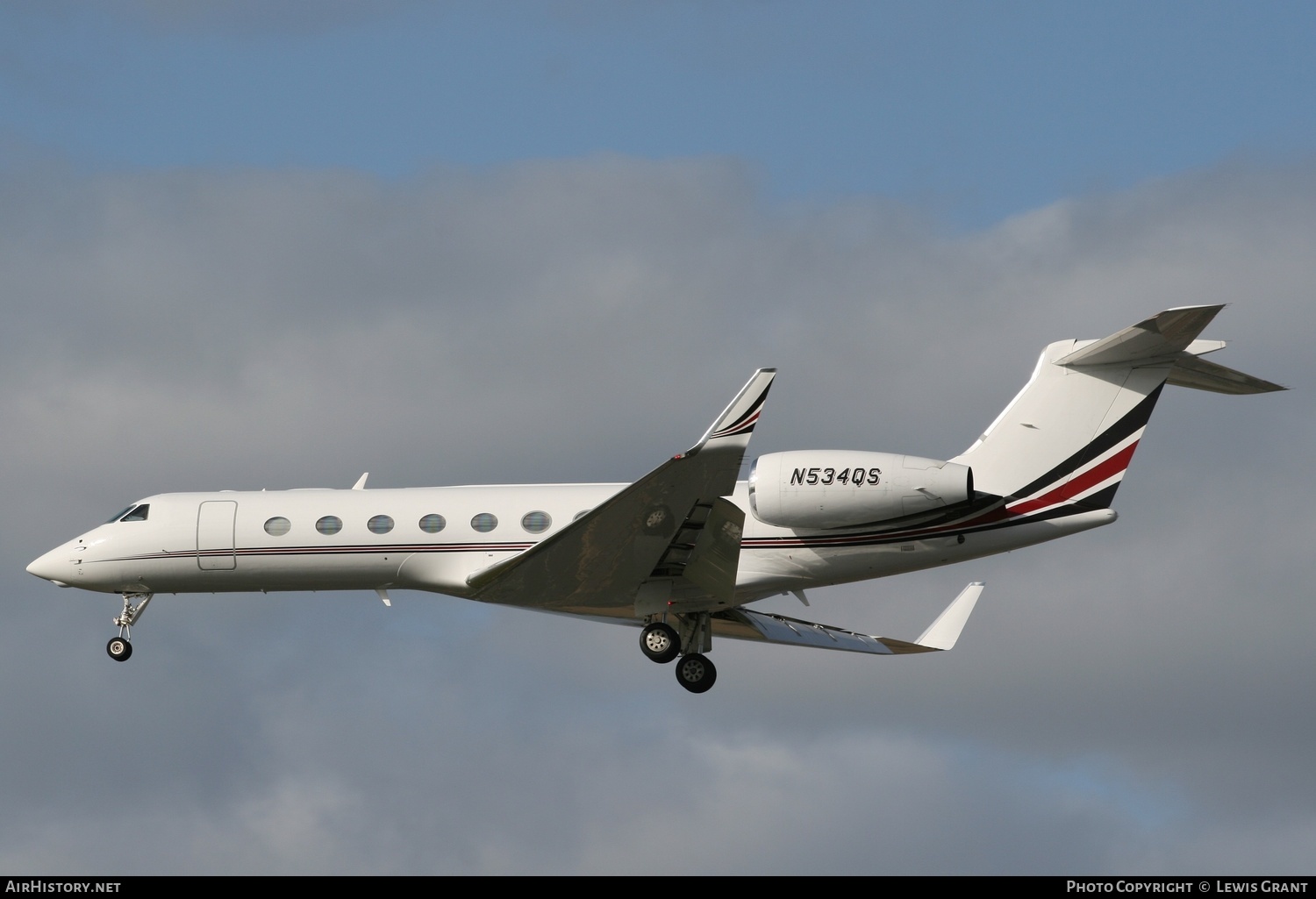 Aircraft Photo of N534QS | Gulfstream Aerospace G-V-SP Gulfstream G550 | AirHistory.net #309090