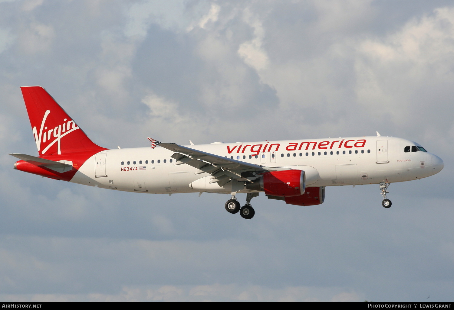Aircraft Photo of N634VA | Airbus A320-214 | Virgin America | AirHistory.net #309108