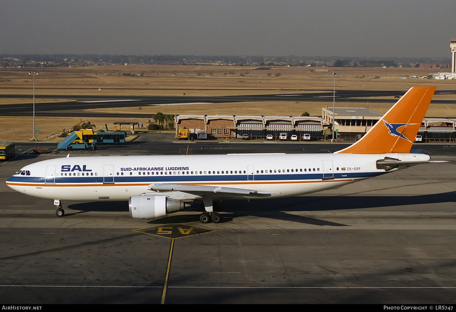 Aircraft Photo of ZS-SDF | Airbus A300B4-203 | South African Airways - Suid-Afrikaanse Lugdiens | AirHistory.net #309149