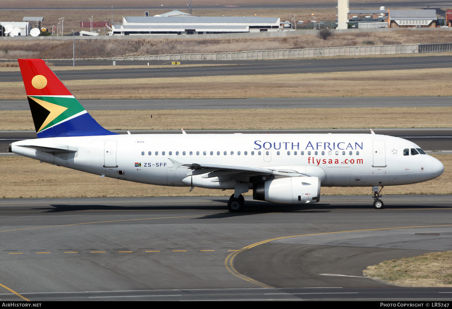 Aircraft Photo of ZS-SFF | Airbus A319-131 | South African Airways | AirHistory.net #309233