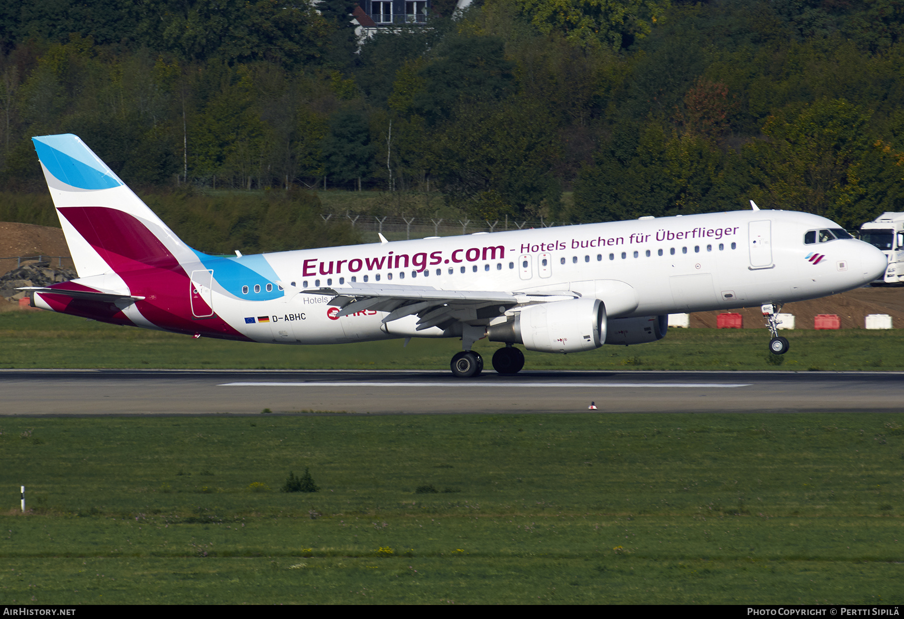 Aircraft Photo of D-ABHC | Airbus A320-214 | Eurowings | AirHistory.net #309240