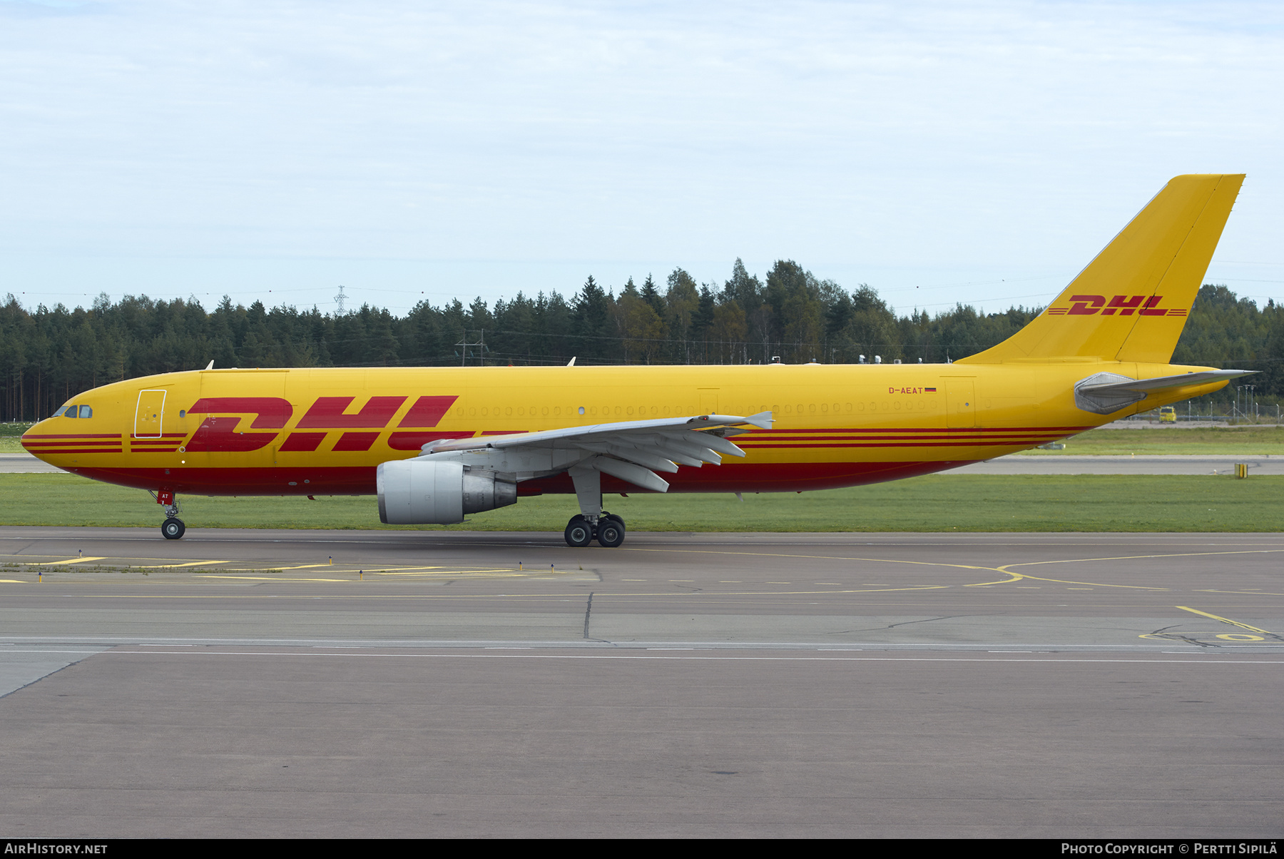 Aircraft Photo of D-AEAT | Airbus A300B4-622R(F) | DHL International | AirHistory.net #309342