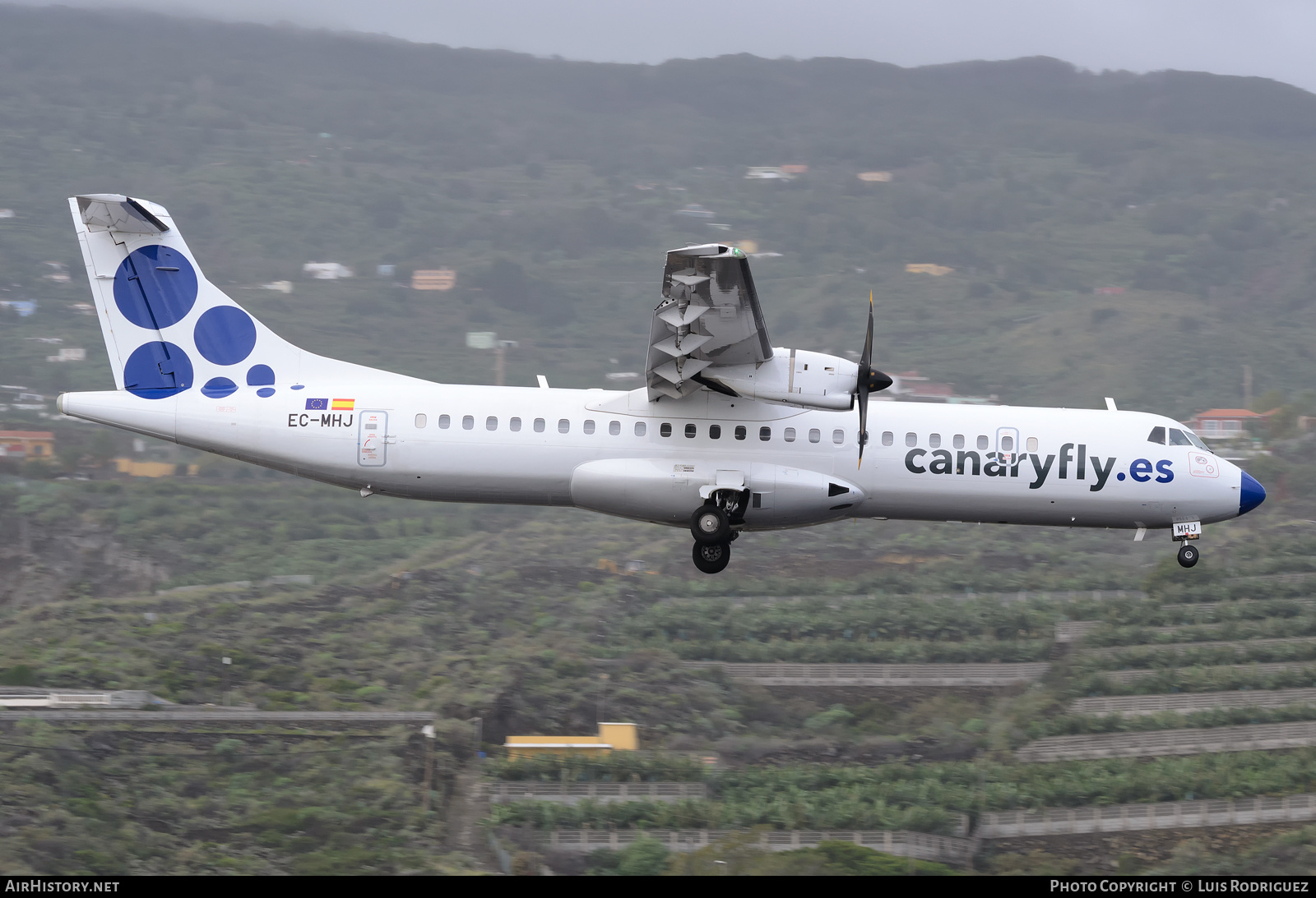 Aircraft Photo of EC-MHJ | ATR ATR-72-500 (ATR-72-212A) | Canaryfly | AirHistory.net #309477