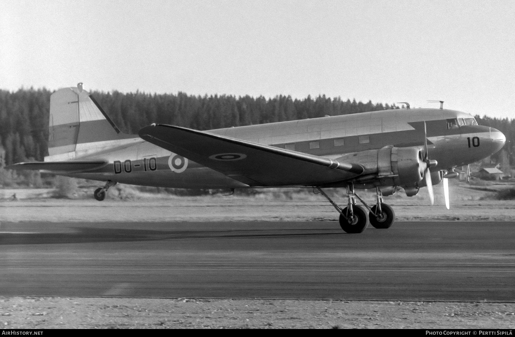 Aircraft Photo of DO-10 | Douglas C-47A Skytrain | Finland - Air Force | AirHistory.net #309551