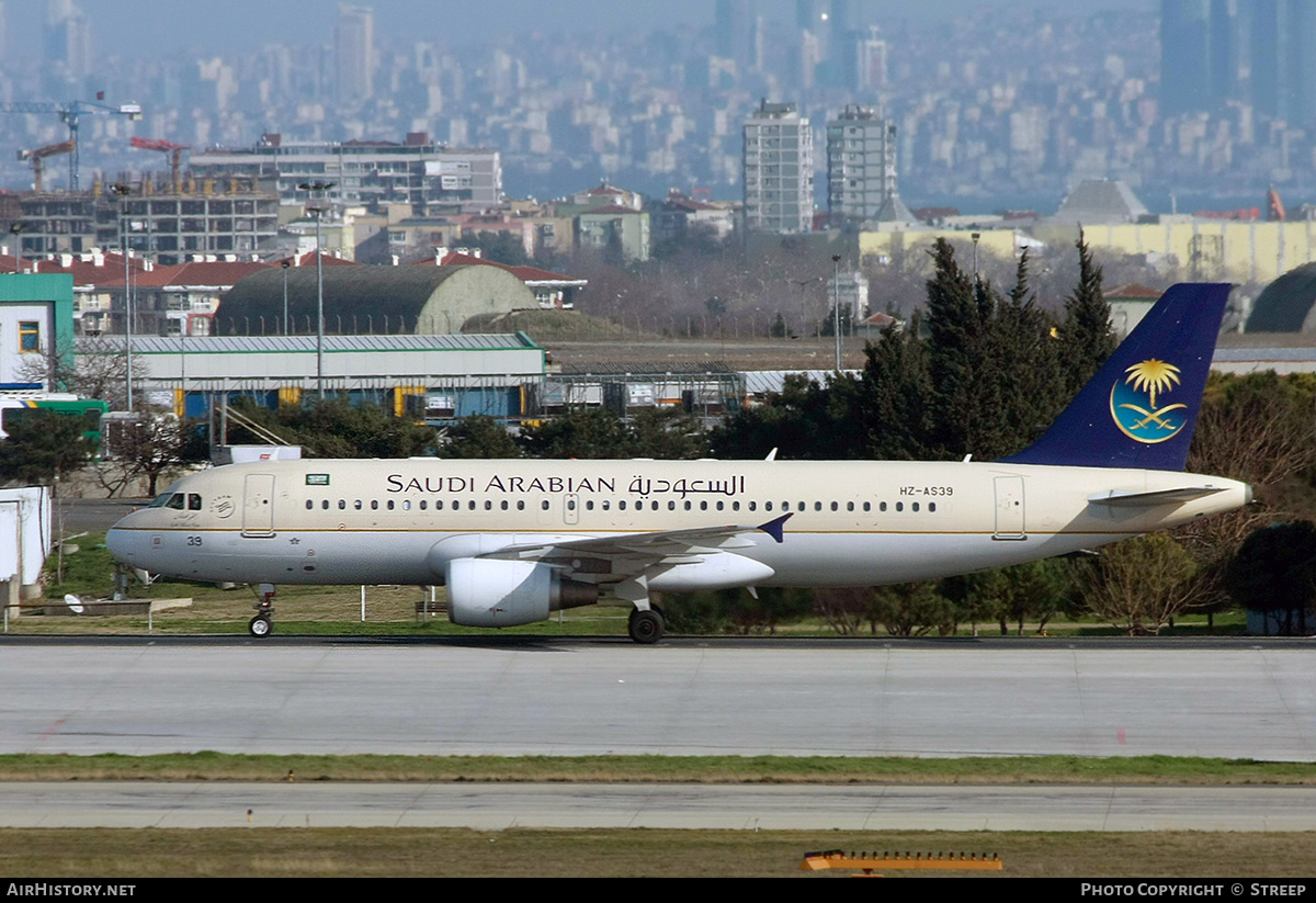 Aircraft Photo of HZ-AS39 | Airbus A320-214 | Saudi Arabian Airlines | AirHistory.net #309552