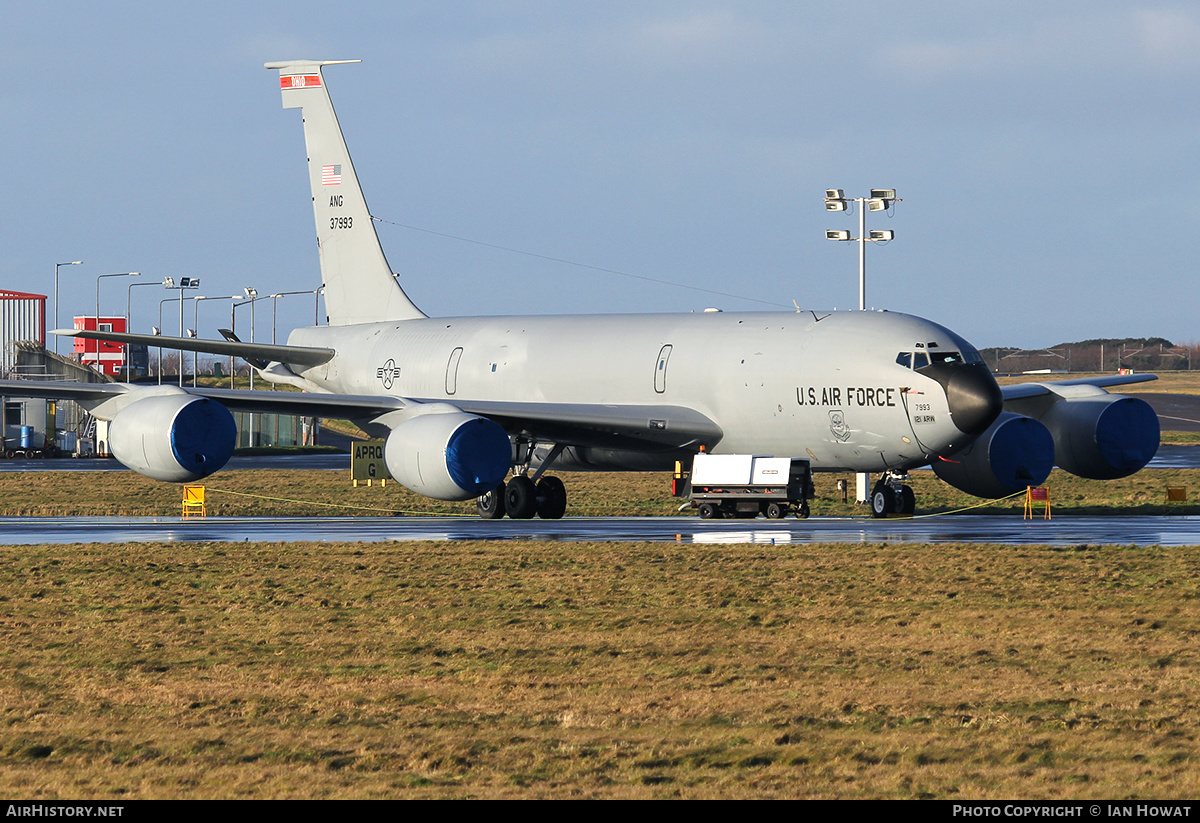 Aircraft Photo of 63-7993 / 37993 | Boeing KC-135R Stratotanker | USA - Air Force | AirHistory.net #309574