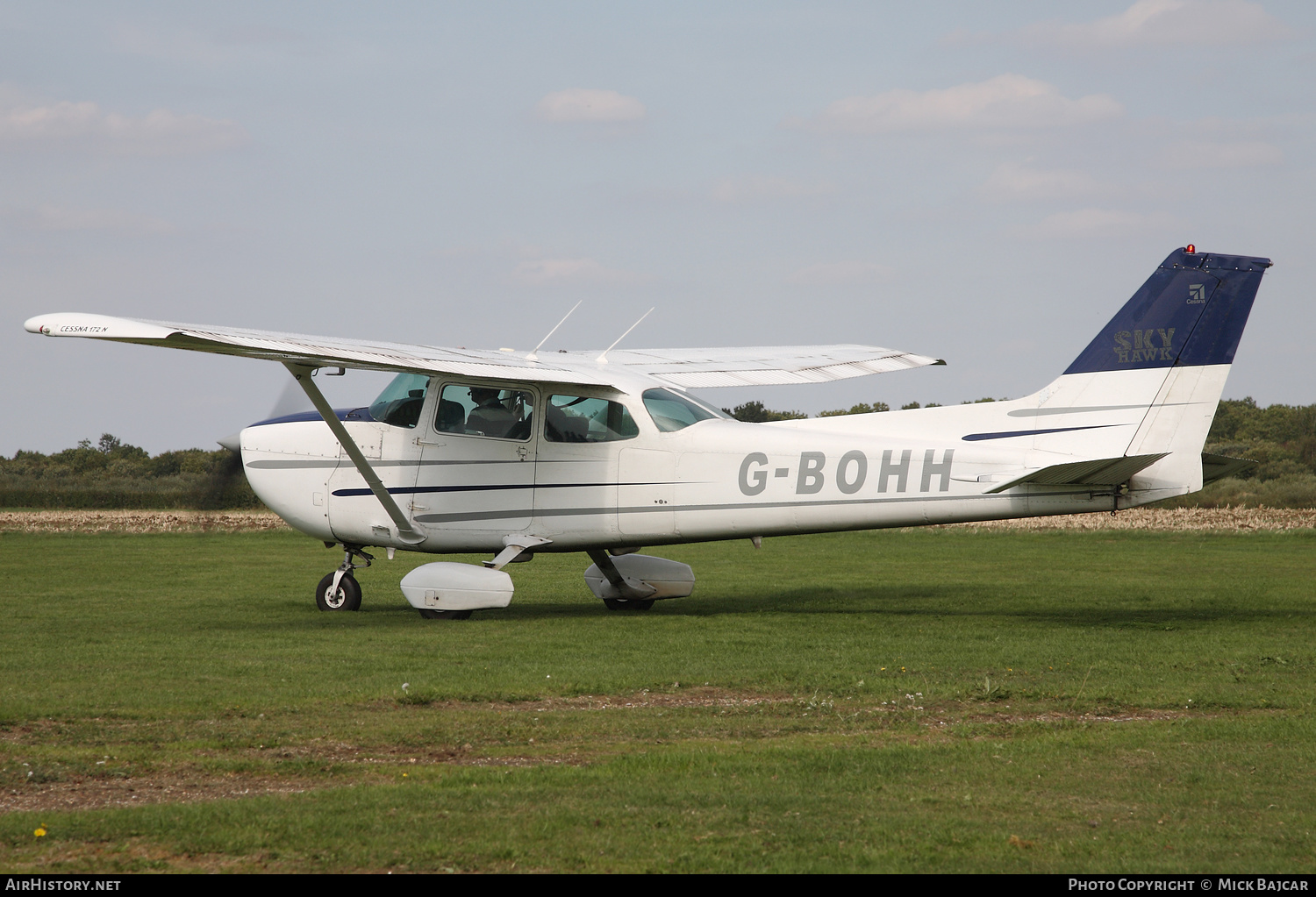 Aircraft Photo of G-BOHH | Cessna 172N Skyhawk | AirHistory.net #309649