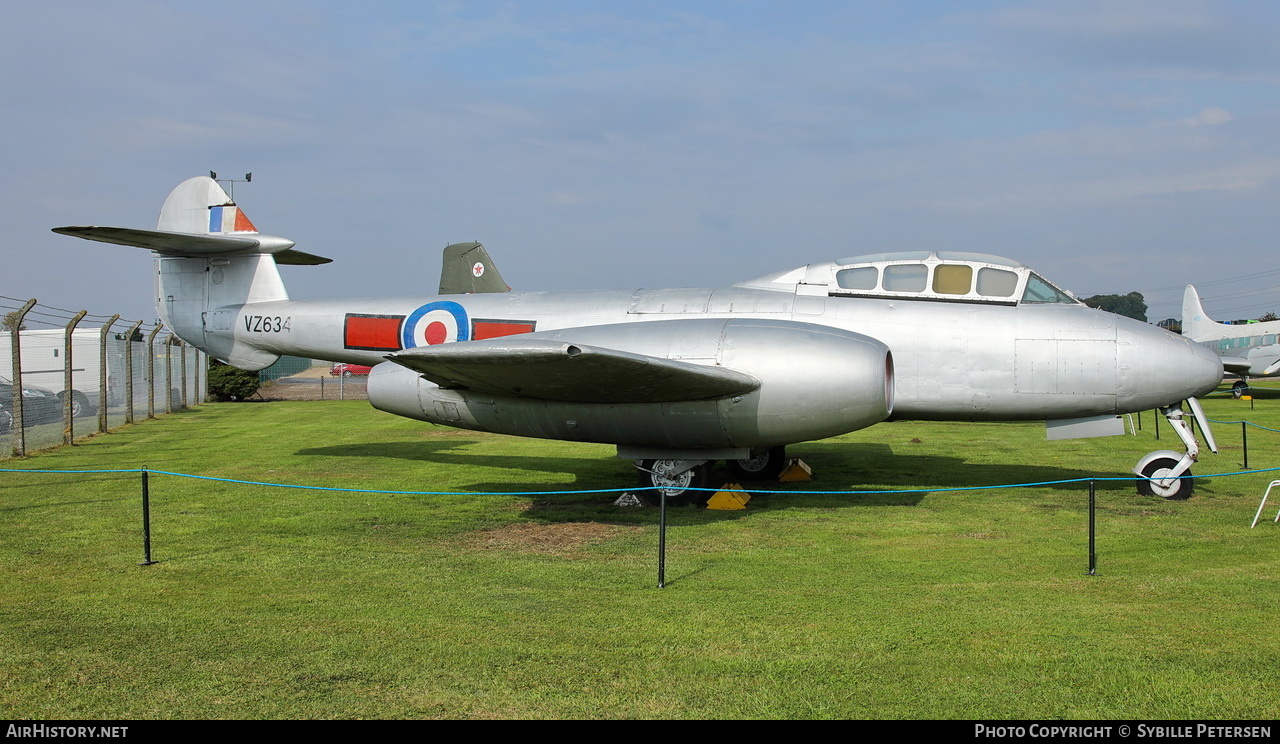 Aircraft Photo of VZ634 | Gloster Meteor T7 | UK - Air Force | AirHistory.net #309670