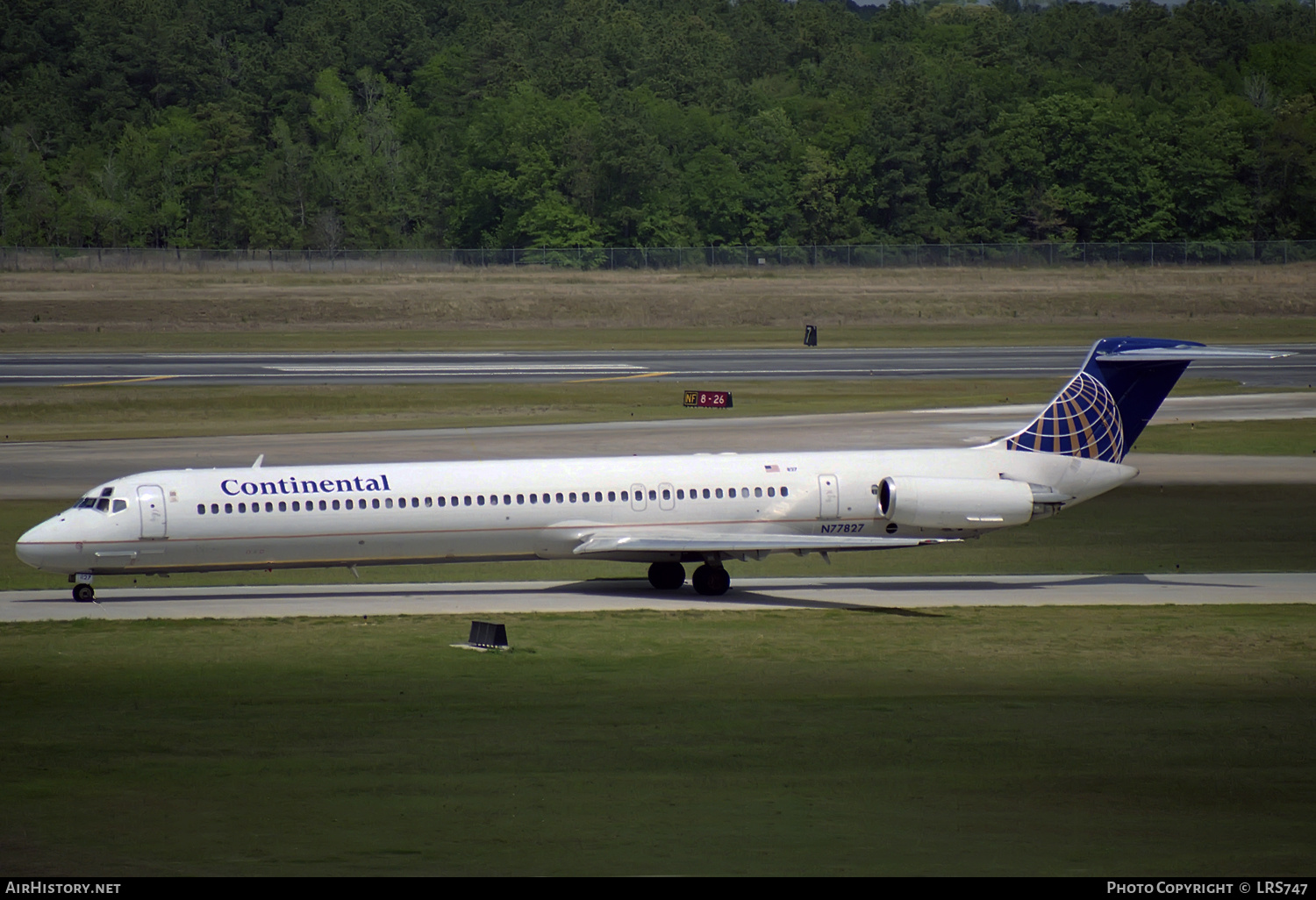 Aircraft Photo of N77827 | McDonnell Douglas MD-82 (DC-9-82) | Continental Airlines | AirHistory.net #309822