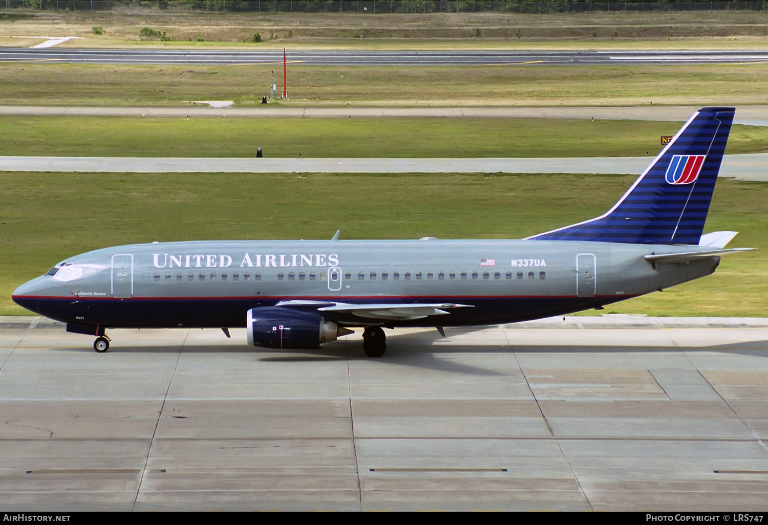 Aircraft Photo of N337UA | Boeing 737-322 | United Airlines | AirHistory.net #309830