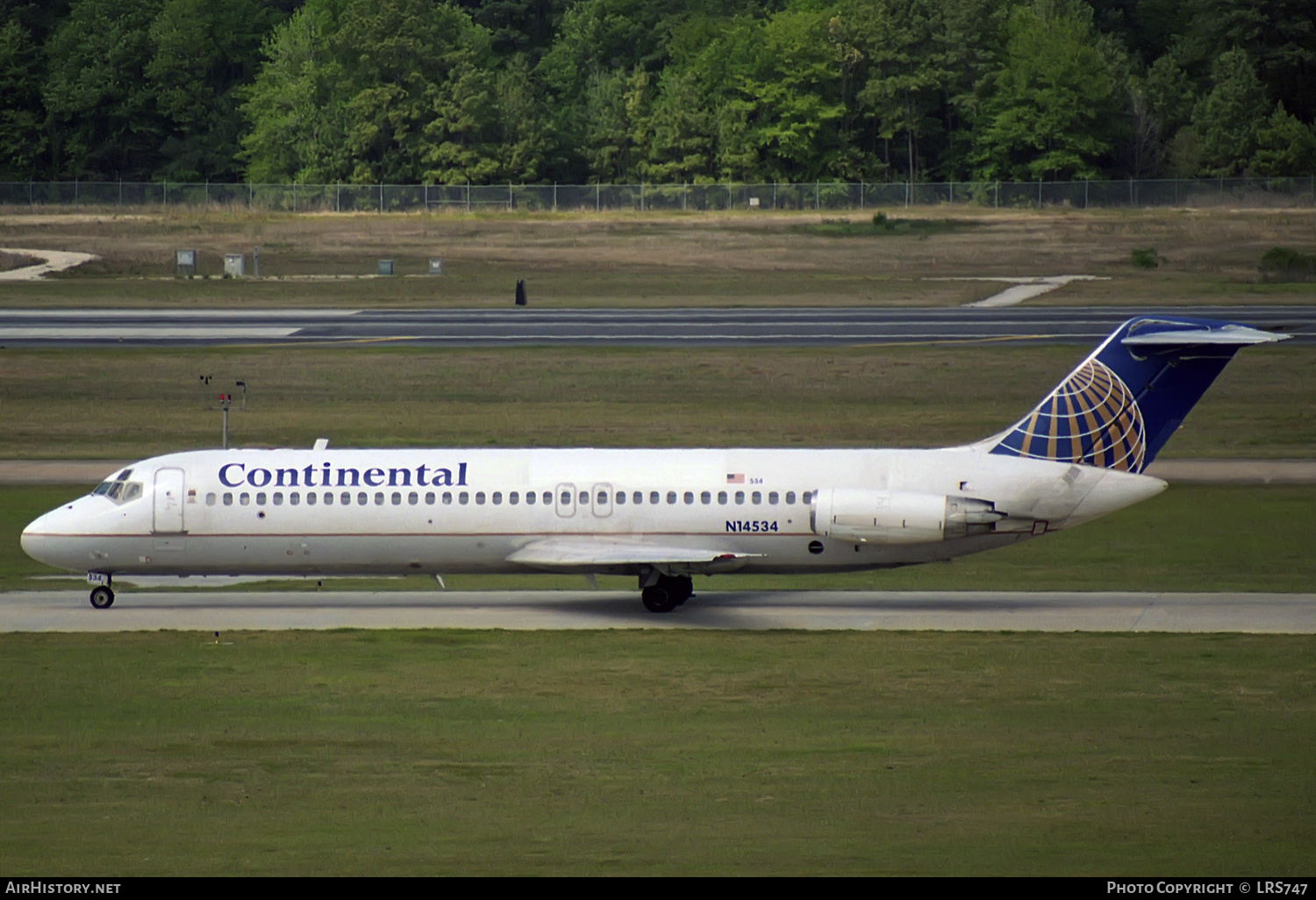 Aircraft Photo of N14534 | McDonnell Douglas DC-9-32 | Continental Airlines | AirHistory.net #309847