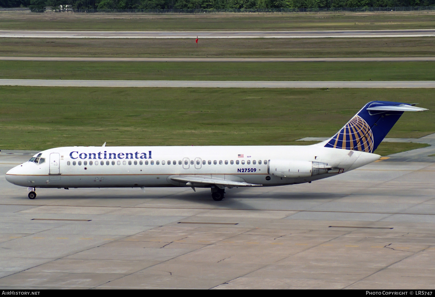 Aircraft Photo of N27509 | McDonnell Douglas DC-9-32 | Continental Airlines | AirHistory.net #309860