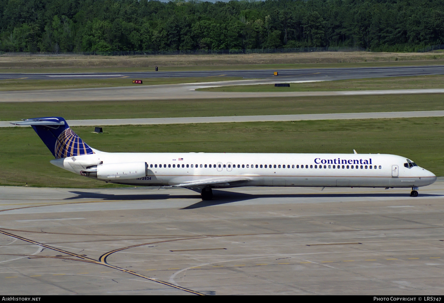 Aircraft Photo of N72824 | McDonnell Douglas MD-82 (DC-9-82) | Continental Airlines | AirHistory.net #309894