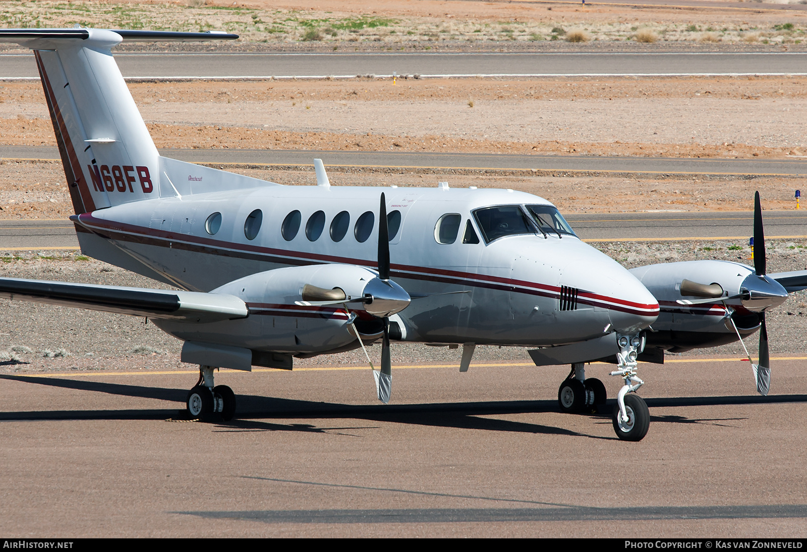 Aircraft Photo of N68FB | Raytheon B200 King Air | AirHistory.net #309947