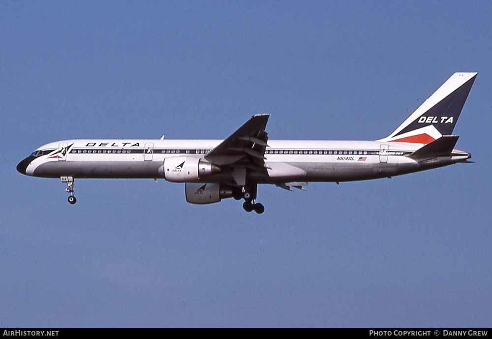 Aircraft Photo of N614DL | Boeing 757-232 | Delta Air Lines | AirHistory.net #310023