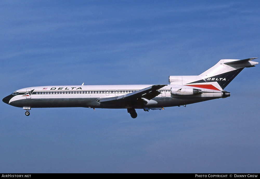 Aircraft Photo of N2811W | Boeing 727-247/Adv | Delta Air Lines | AirHistory.net #310045