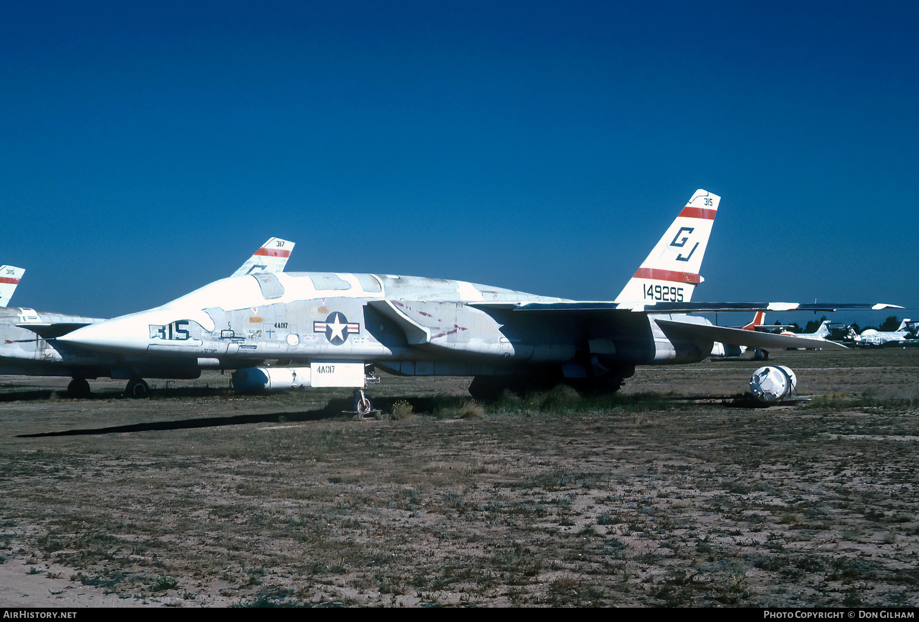 Aircraft Photo of 149295 | North American RA-5C Vigilante | USA - Navy | AirHistory.net #310096