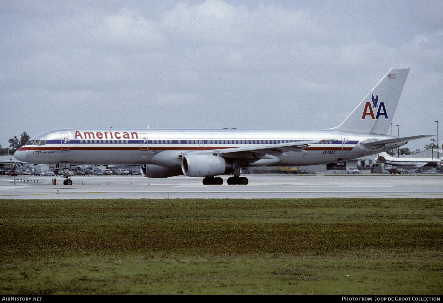 Aircraft Photo of N645AA | Boeing 757-223 | American Airlines | AirHistory.net #310108