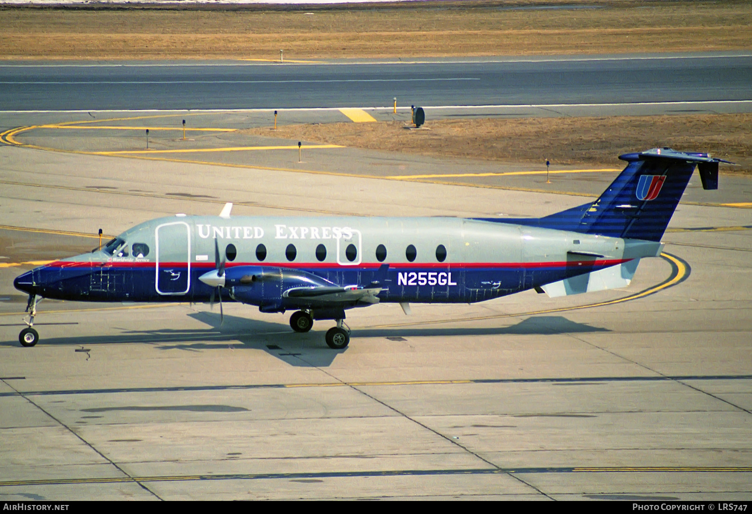 Aircraft Photo of N255GL | Raytheon 1900D | United Express | AirHistory.net #310195