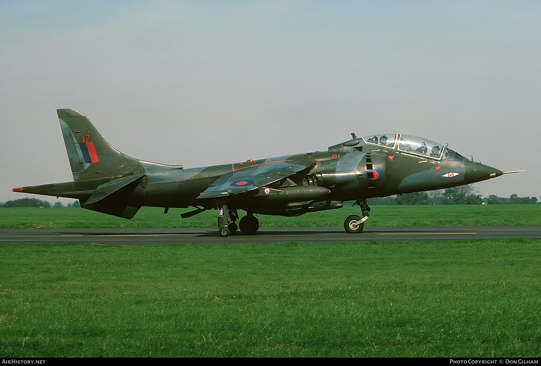Aircraft Photo of XW925 | Hawker Siddeley Harrier T4 | UK - Air Force | AirHistory.net #310199