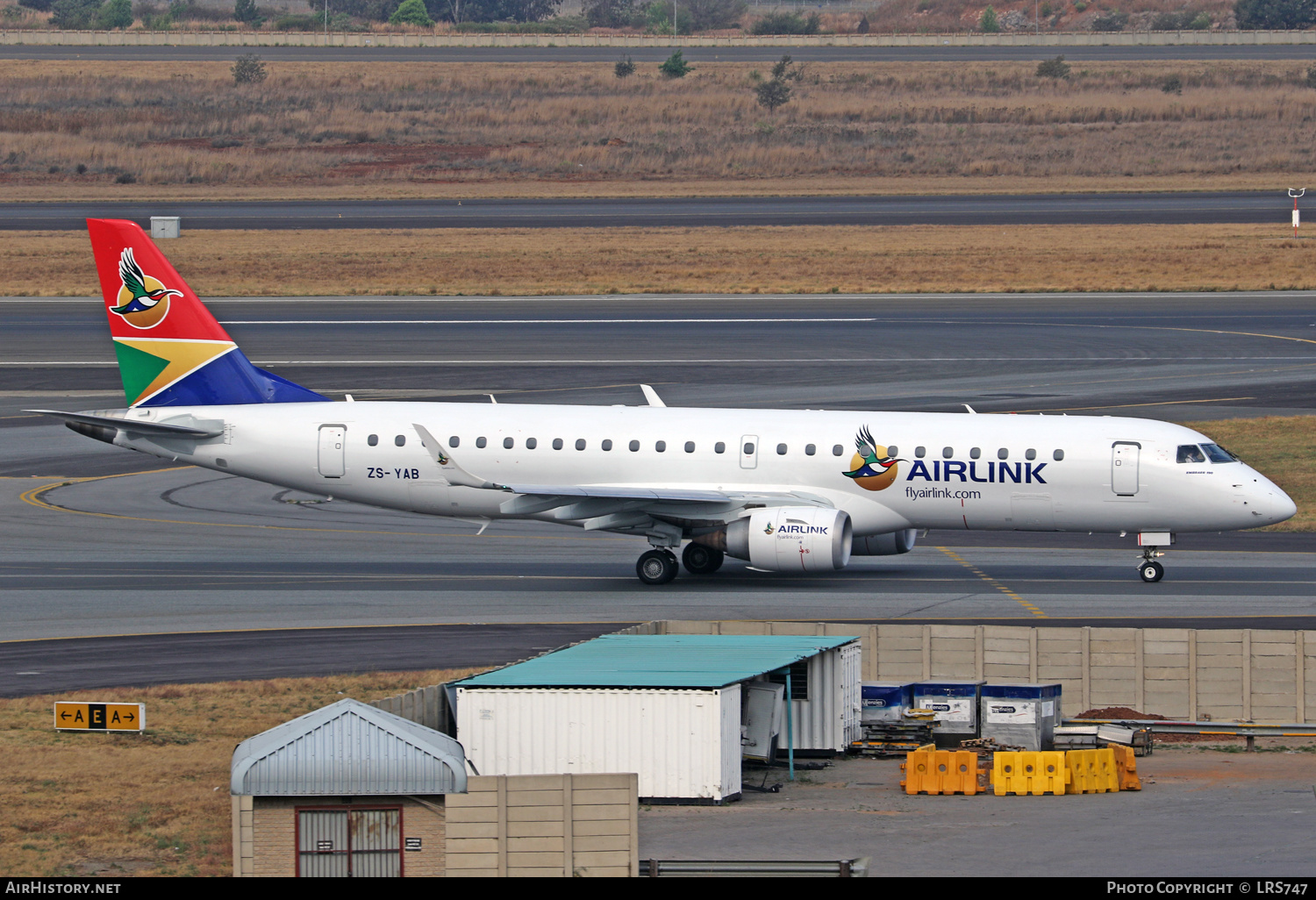 Aircraft Photo of ZS-YAB | Embraer 190AR (ERJ-190-100IGW) | Airlink | AirHistory.net #310252