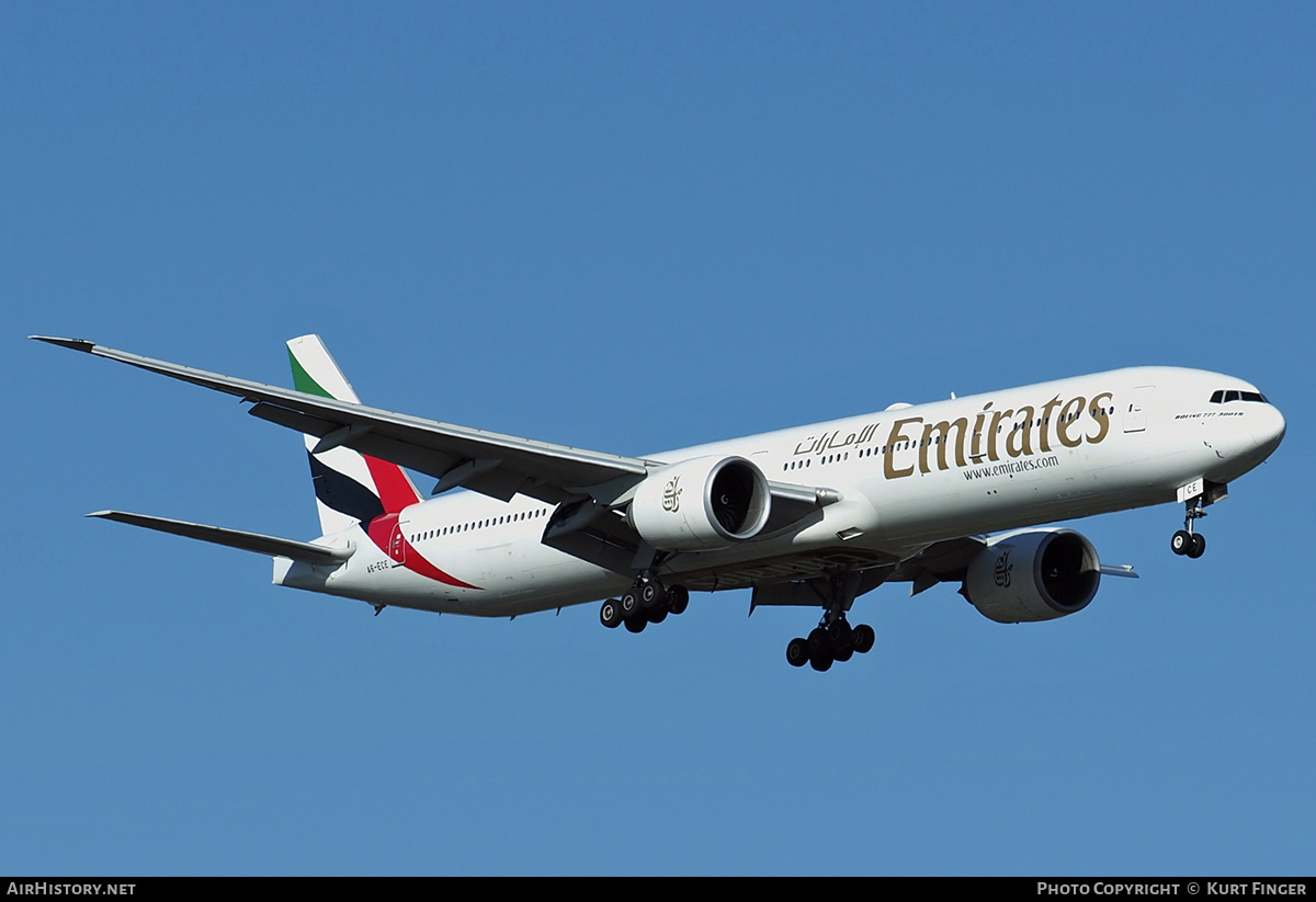 Aircraft Photo of A6-ECE | Boeing 777-31H/ER | Emirates | AirHistory.net #310271