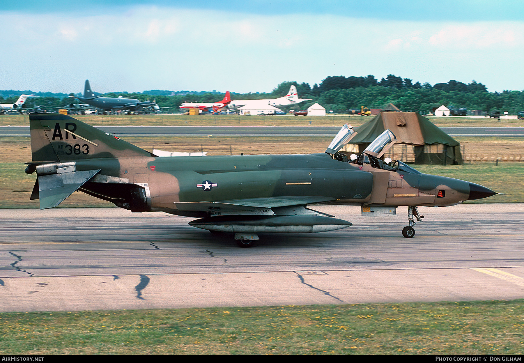 Aircraft Photo of 69-0383 / AF69-383 | McDonnell Douglas RF-4C Phantom II | USA - Air Force | AirHistory.net #310416