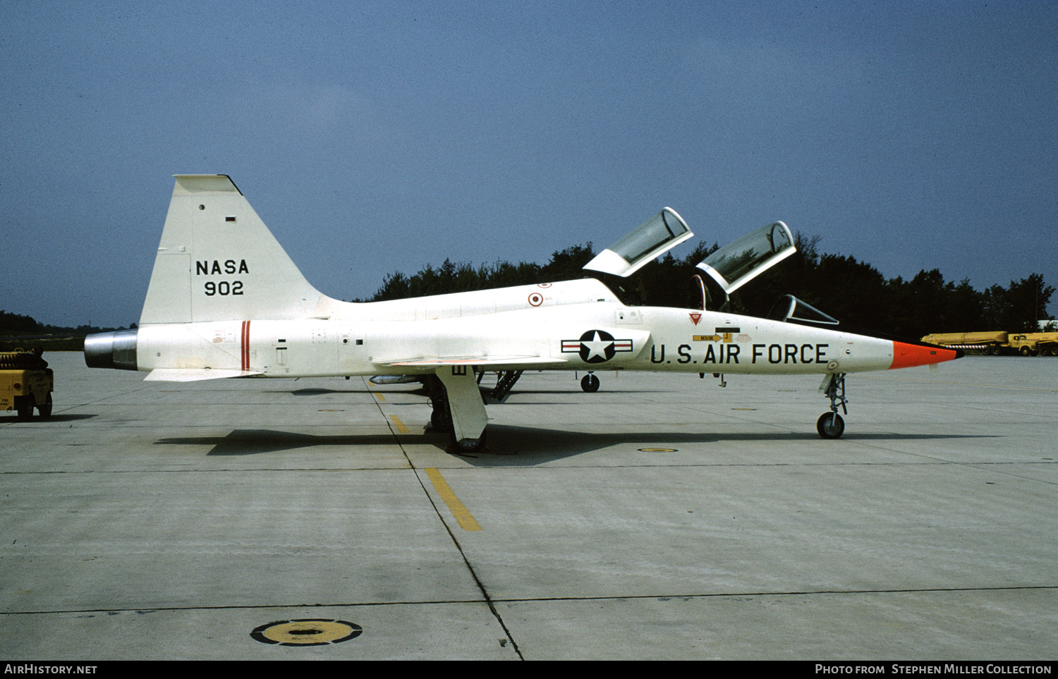 Aircraft Photo of NASA 902 / 63-8193 | Northrop T-38A Talon | NASA - National Aeronautics and Space Administration | AirHistory.net #310525