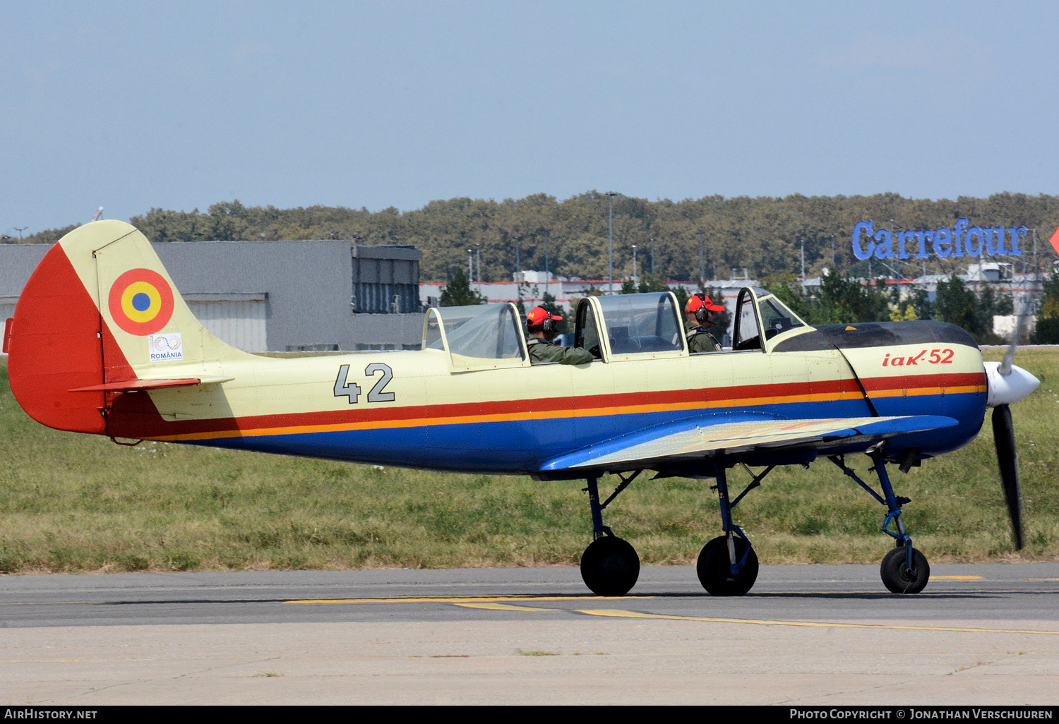Aircraft Photo of 42 | Yakovlev Yak-52 | Romania - Air Force | AirHistory.net #310562