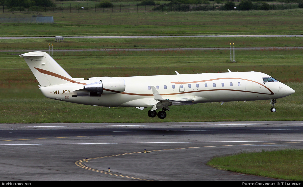 Aircraft Photo of 9H-JOY | Bombardier CRJ-200ER (CL-600-2B19) | AirHistory.net #310588