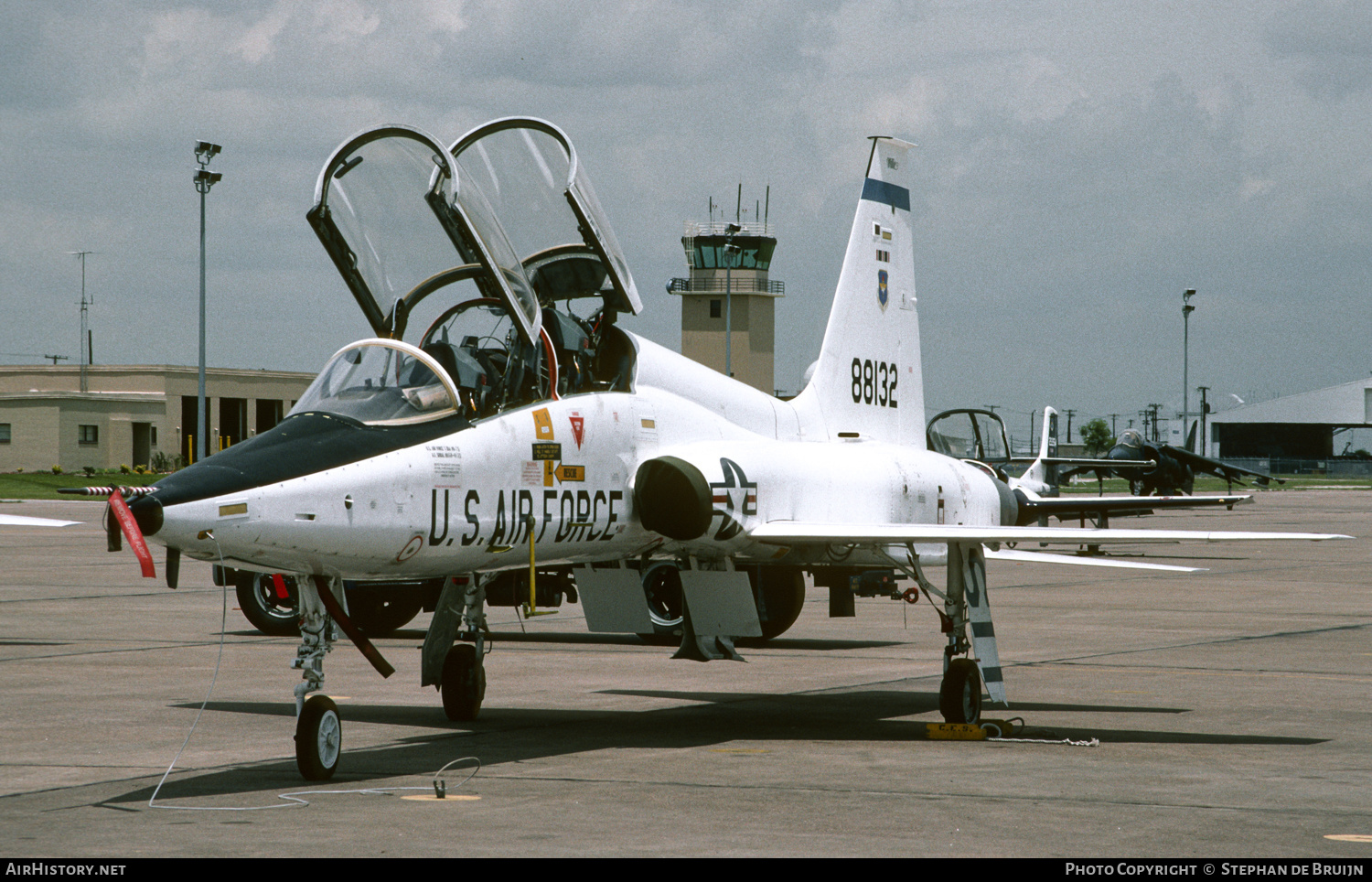 Aircraft Photo of 68-8132 / 88132 | Northrop T-38C Talon | USA - Air Force | AirHistory.net #310601